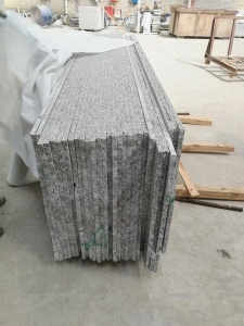 الصين هوبى جديد G602 رمادي فاتح ألواح الجرانيت البلاط